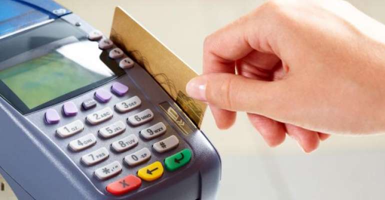 Mastercard reconhece que suas funcionárias ganham menos que os homens em funções de nível igual.