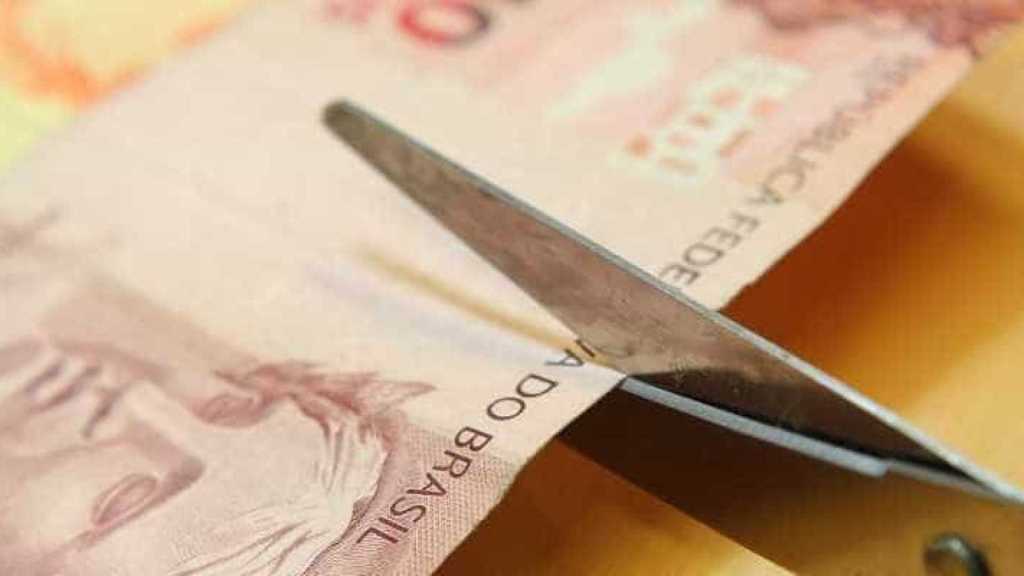 Governo Federal anuncia cancelamento de 422 mil benefícios&nbsp;sociais