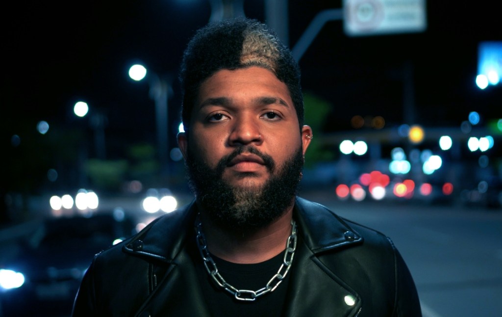 Yhago Sebaz estreia clipe ‘Você Bagunçou Comigo’ no Cine Praia&nbsp;Grande