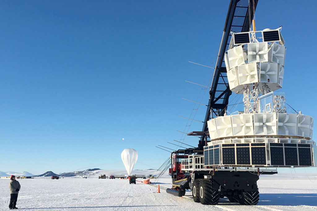 É fake? Cientistas da NASA descobrem evidências de possível universo paralelo&nbsp;invertido