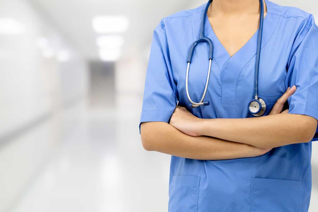 É fake? Enfermeira do Amazonas é flagrada transando com paciente com&nbsp;Covid-19