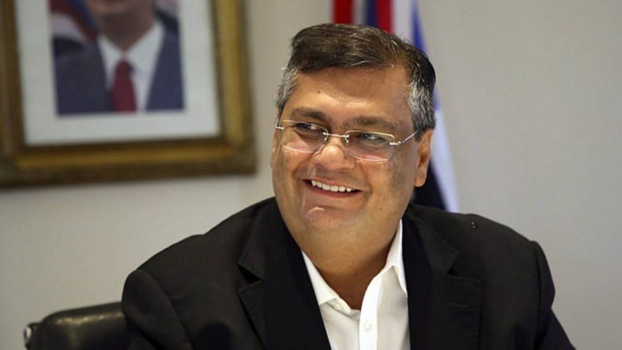 Flávio Dino pede para STF liberar aquisição de vacinas