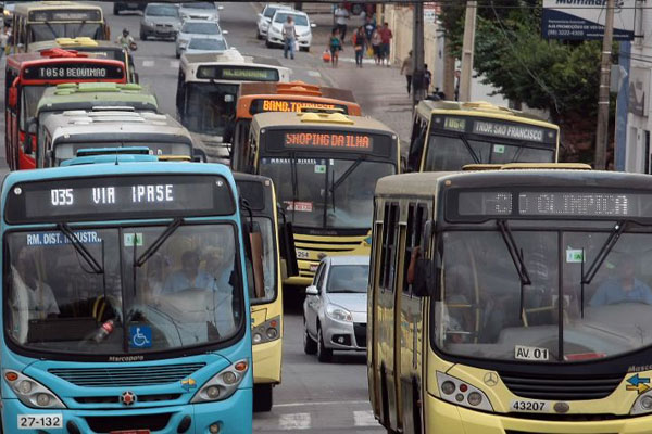 Greve dos rodoviários é suspensa na Grande Ilha prevista para segunda