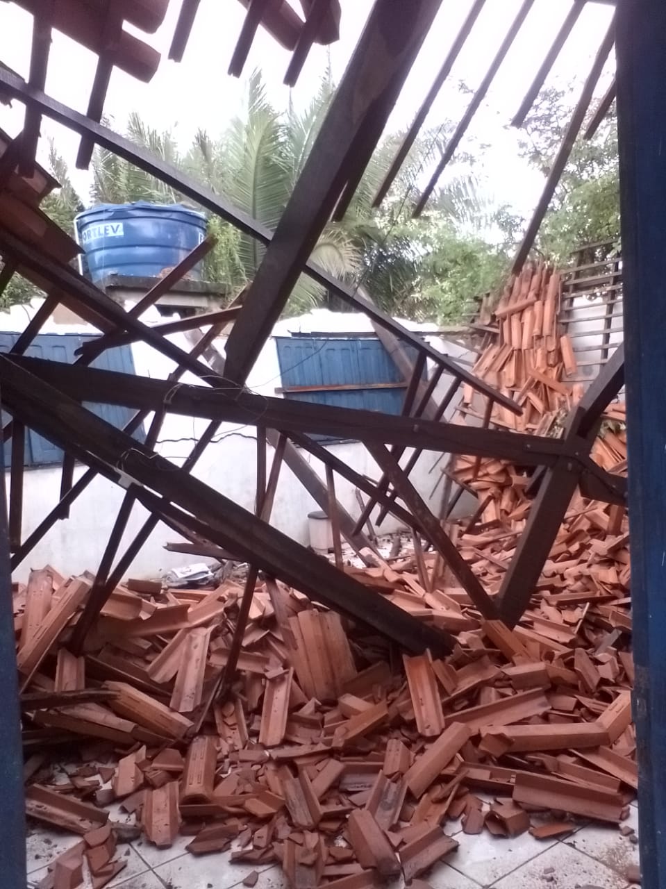 Escola municipal desaba em povoado de&nbsp;Pirapemas