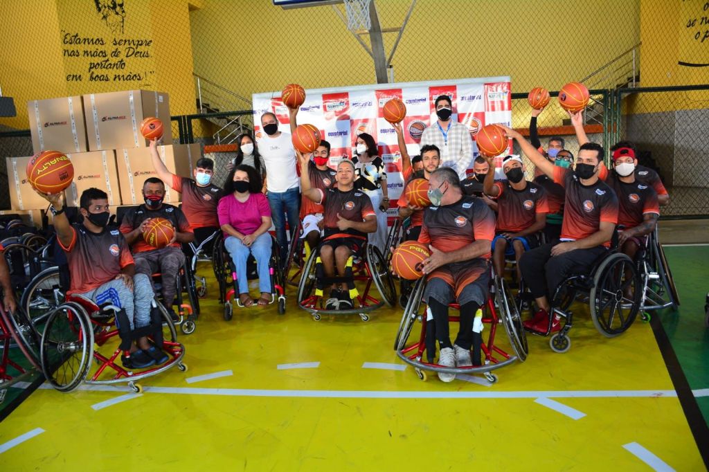 ASPAMA recebe cadeiras de rodas adaptadas para a equipe de Basquete em Cadeiras de&nbsp;Rodas