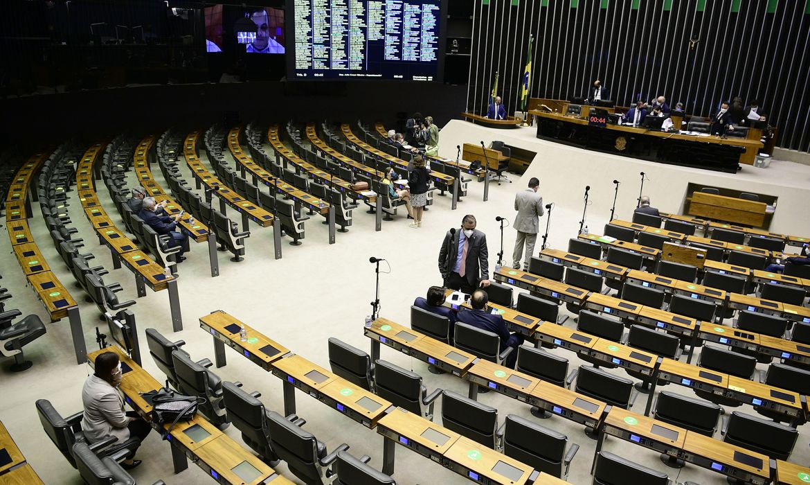 Câmara aprova MP que destina R$ 235 mi para combate a pandemia em áreas indígenas