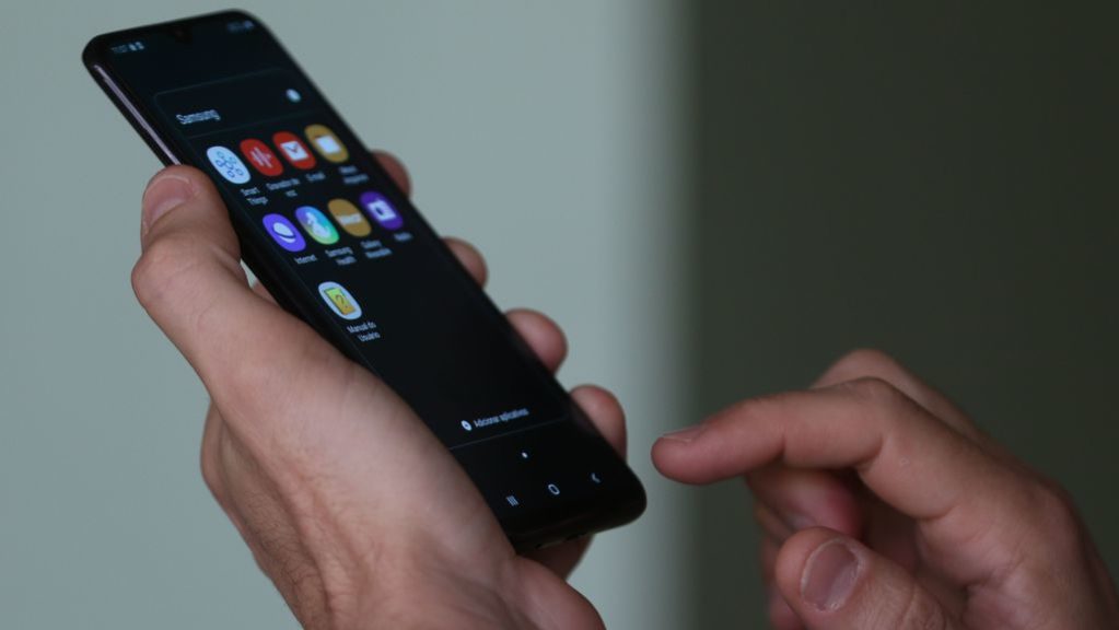 Estudo aponta necessidade de capacitar adultos para uso de serviços eletrônicos do&nbsp;governo