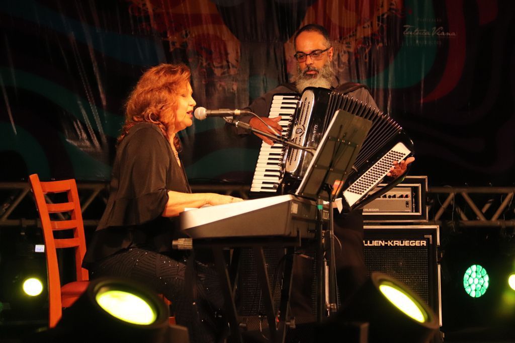 Show de Jane Duboc e Ogair Jr. no canal do Lençóis&nbsp;Festival