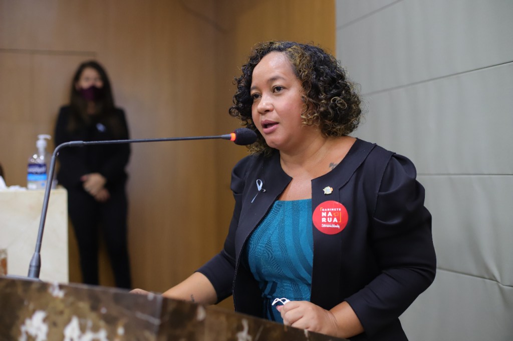 Projeto de Lei cria serviço especial para mulheres vítimas de&nbsp;violência