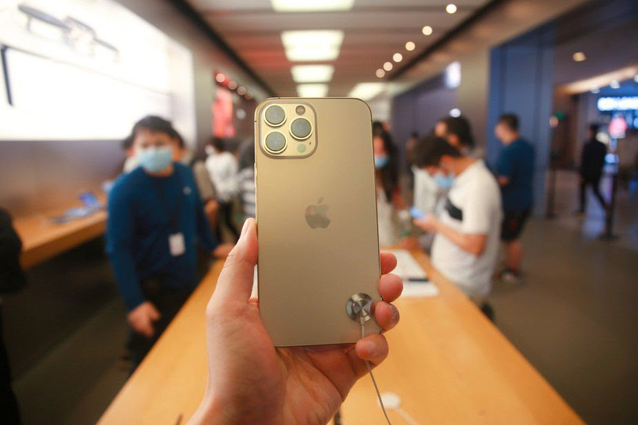 Brasileiros precisam trabalhar mais de 1 ano para comprar o novo&nbsp;iPhone