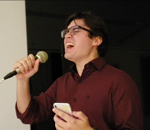 Médico e compositor Aminadabe Hadad lança videoclipe&nbsp;“AGRADEÇO”