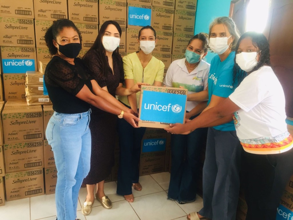 UNICEF apoia dignidade menstrual para milhares de meninas em escolas municipais de São&nbsp;Luís
