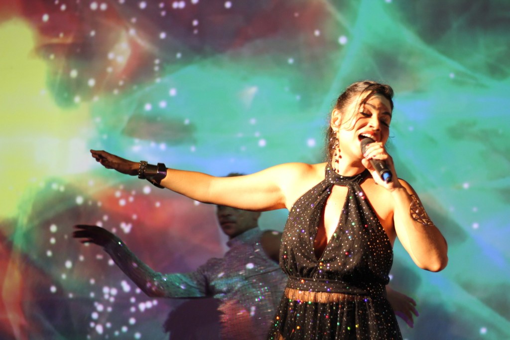 Sucesso do show “Só Ouvir” de Flávia&nbsp;Bittencourt