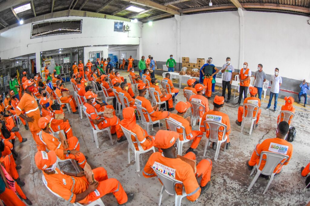 Agentes de Limpeza suspende greve em São&nbsp;Luís