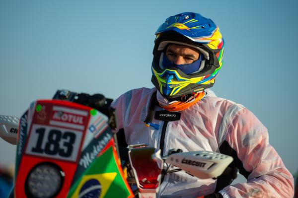 44º Dakar: Na 6ª etapa, Marcelo Medeiros fez o 4º melhor tempo entre os&nbsp;quadriciclos