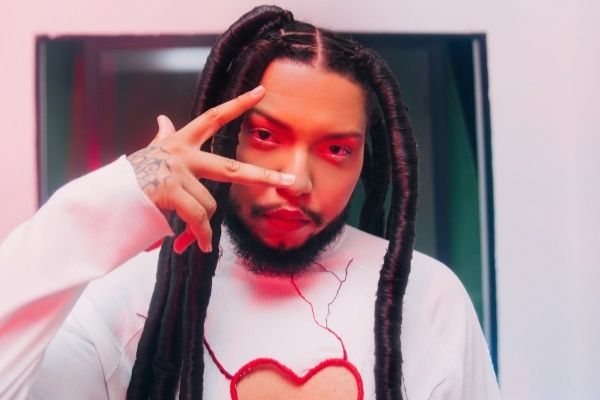 Jefferson Carvalho lança covers de músicas de Drake e J Balvin & Anitta 