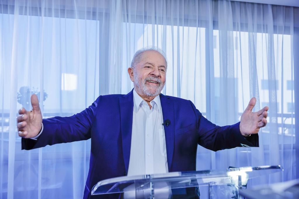 “Golpe de 2016 quebrou o Brasil”, diz Lula