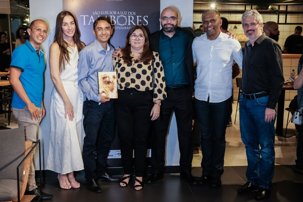 Fotoclube Poesia do Olhar lança fotolivro Tambores em São&nbsp;Luís