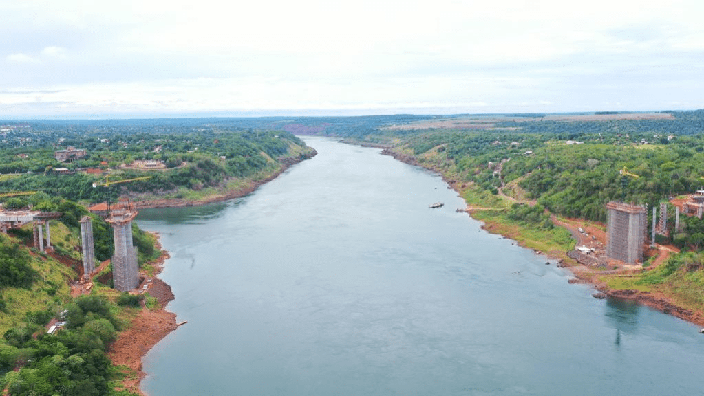 Antes mesmo de lançamento de efluentes, mais da metade das amostras de água do rio Paraná não tinham boa&nbsp;qualidade
