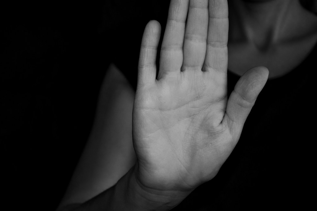 Relacionamentos abusivos: o que você precisa saber para mudar esse padrão e se&nbsp;libertar