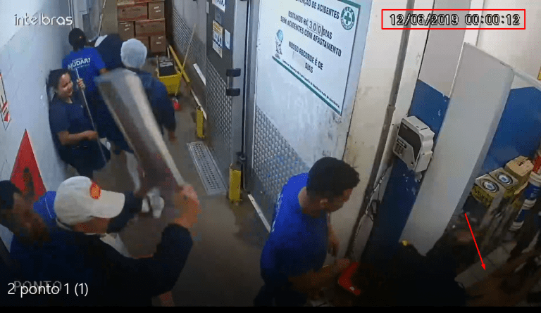 Vídeo: Jovem negro é torturado e morto dentro do supermercado&nbsp;Mateus