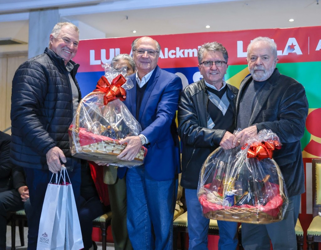 Cabe ao governo dar condições e crédito às cooperativas, diz Lula em evento com representantes do&nbsp;setor