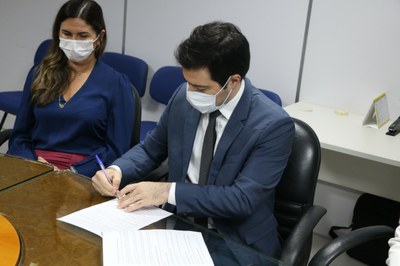 MP Eleitoral assina termo de cooperação para inibir fraudes nas candidaturas femininas
