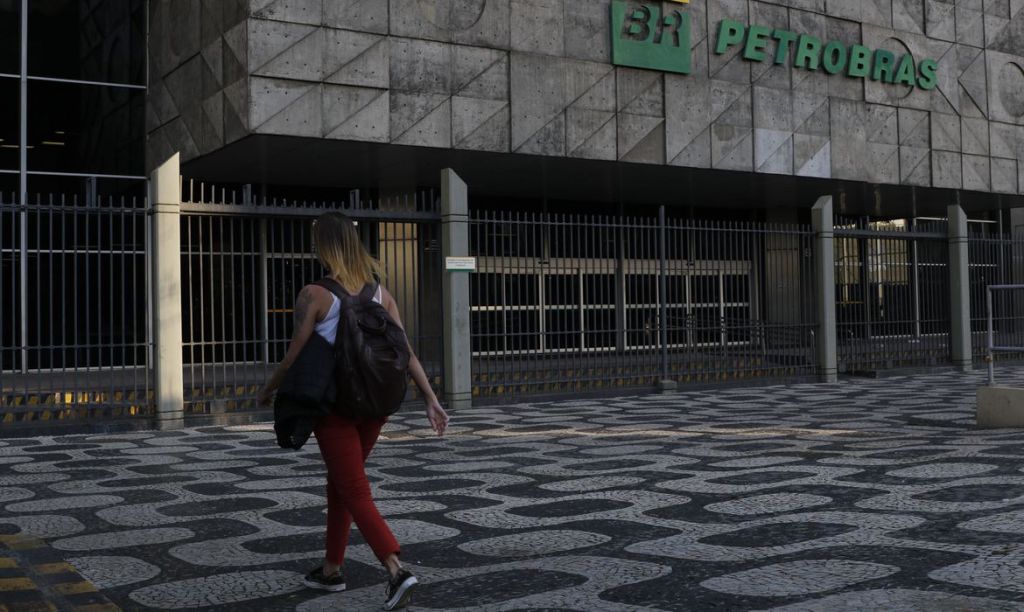 Petrobras publica edital de assembleia geral para eleger&nbsp;conselheiros