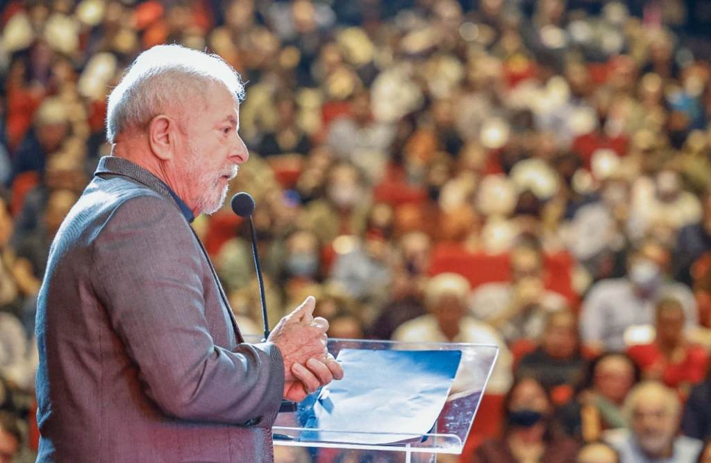Lula defende reajuste na tabela do&nbsp;IR