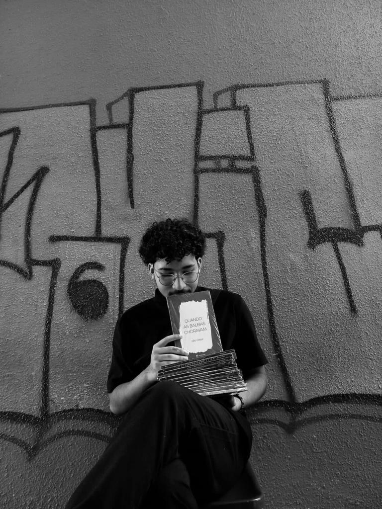 Jovem escritor maranhense lança livro “Quando As Baleias&nbsp;Choravam”