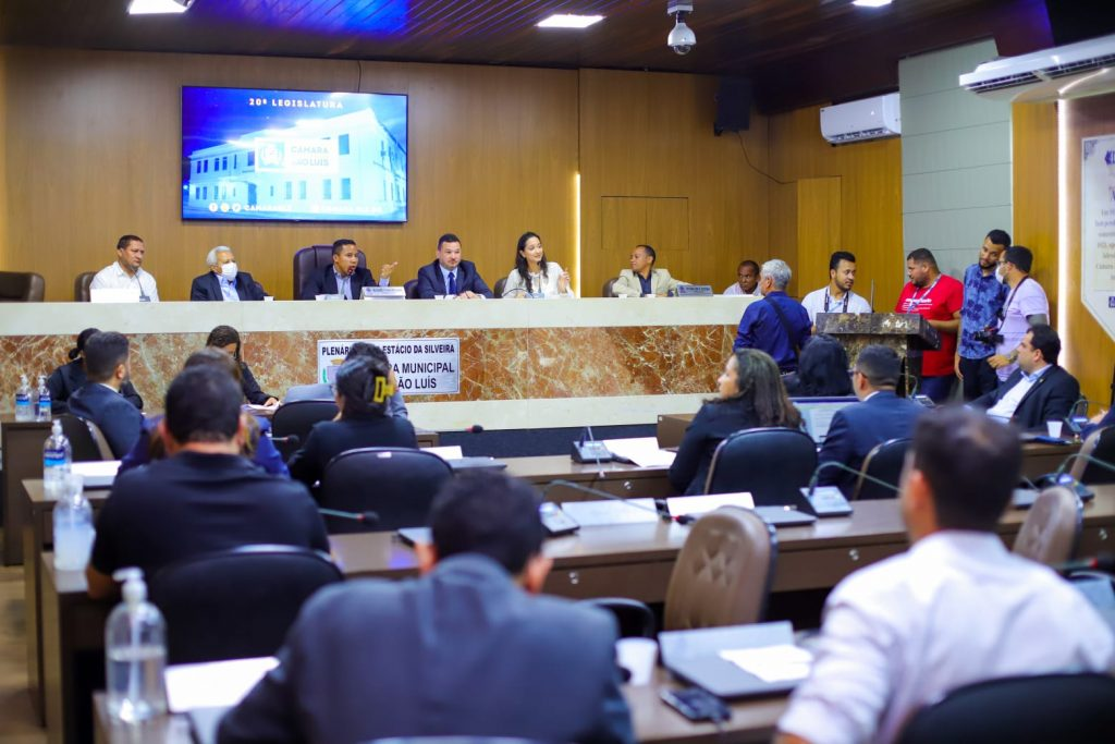 Auxiliares do prefeito Eduardo Braide responderam sobre problemas na Educação, falta de diálogo com vereadores e reclamações envolvendo setores da&nbsp;administração