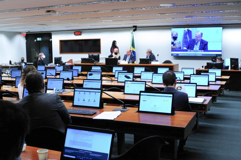 Seis deputados podem ser cassados pelo Conselho de Ética da Câmara