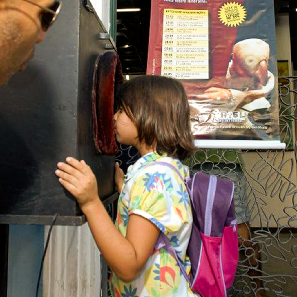 Parceria entre CCVM e Teatro Arthur Azevedo leva oficina de teatro lambe-lambe para a Semana de&nbsp;Teatro