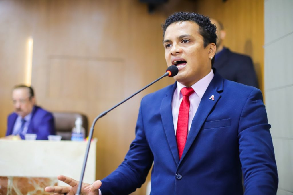 Coletivo Nós repercute exoneração de comissionados da Semcas