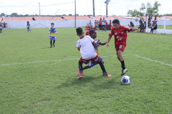 No encerramento da 3ª edição, Escolinha Gol de Placa promove torneio em&nbsp;Bacabal