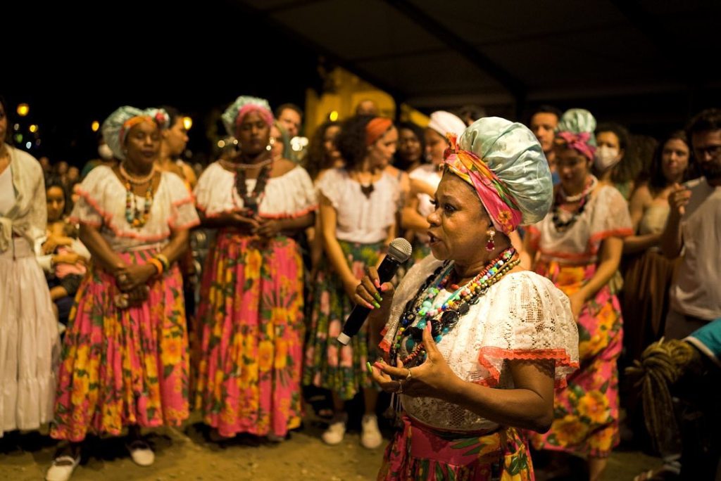 Crioula Festival: Oficinas de canto e percussão serão ofertadas para alunos da comunidade da Vila&nbsp;Embratel