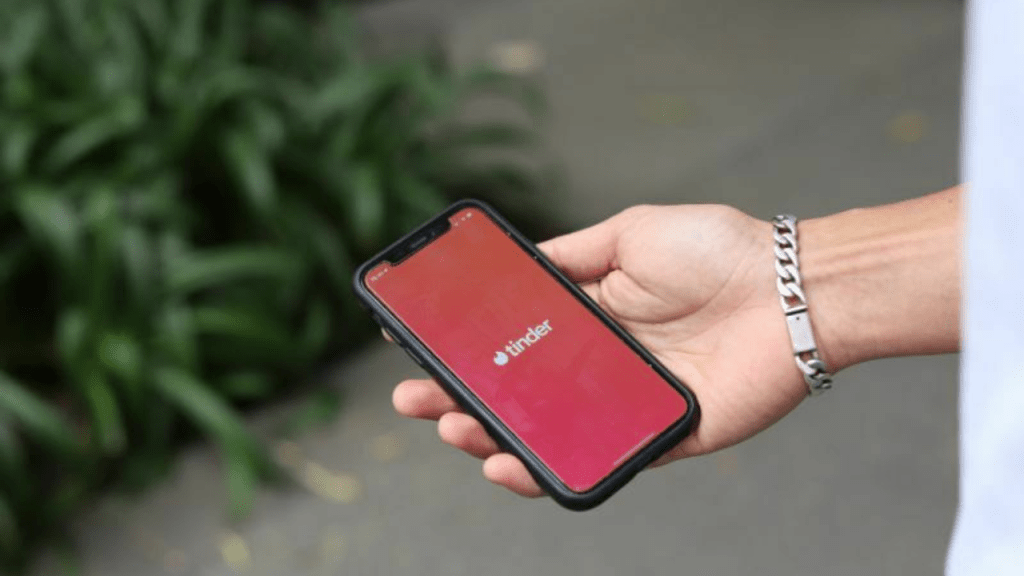 Tinder atualiza suas regras de comunidade e se posiciona sobre relacionamento&nbsp;Sugar