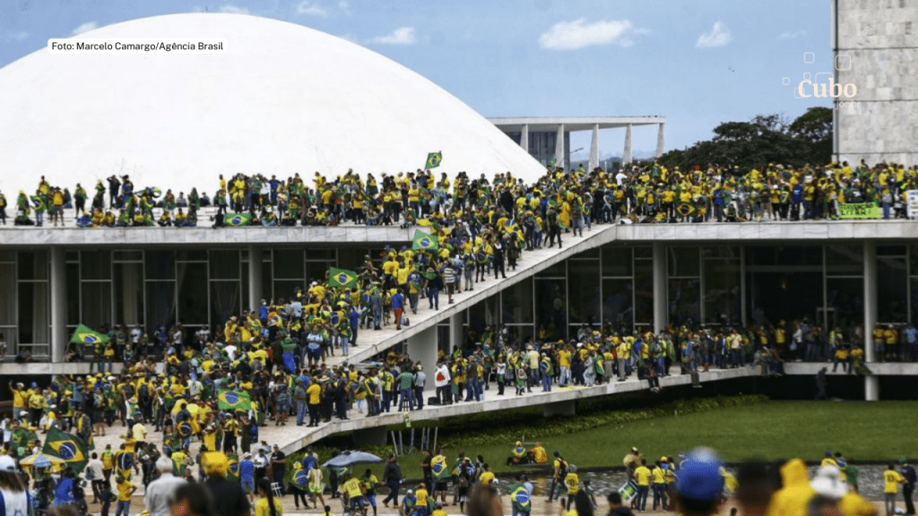 Servidor da Polícia Federal contradiz inquérito militar e revela conivência de tropas na invasão do Planalto por&nbsp;bolsonaristas