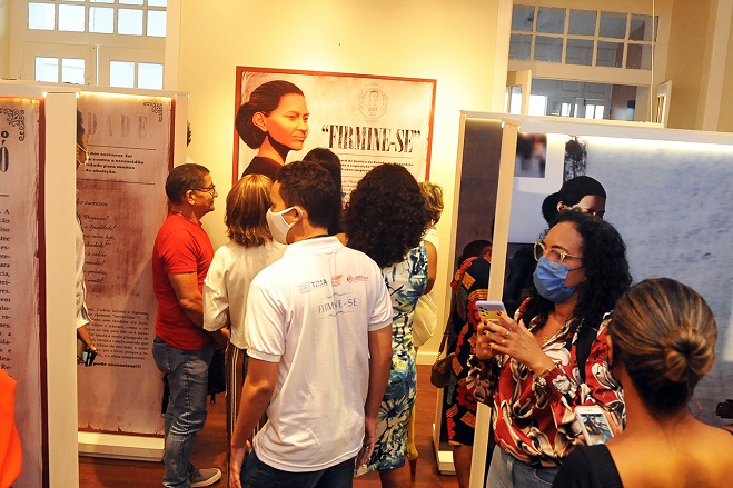 Pró-Reitoria de Extensão e Cultura da UFMA recebe exposição itinerante em homenagem à Maria Firmina dos&nbsp;Reis