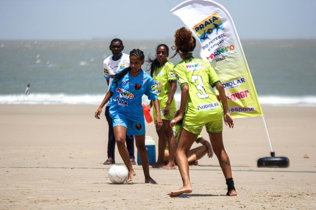 Praia do Futebol: Fênix avança às semis do torneio&nbsp;feminino