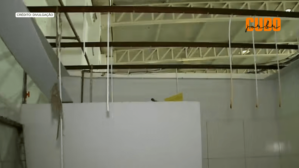 Forro desaba na feira do bairro São Francisco, em São Luís, causando danos e&nbsp;prejuízos