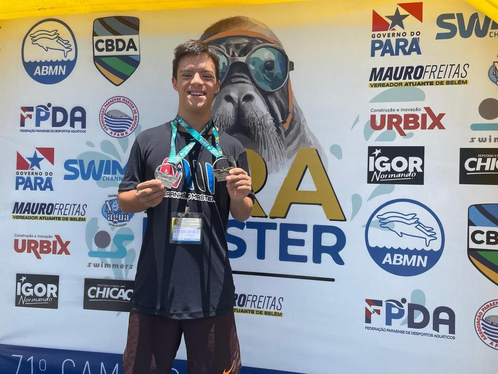 Natação: Davi Hermes fatura medalha de prata no Brasileiro Masters