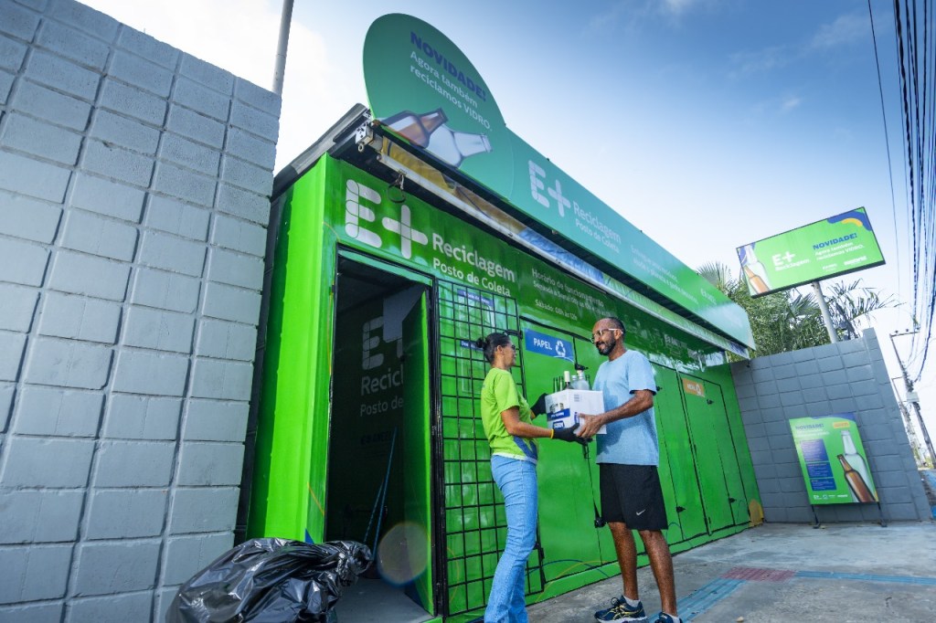 Novidade: troque suas lâmpadas incandescentes por novas de LED nos postos E+&nbsp;Reciclagem
