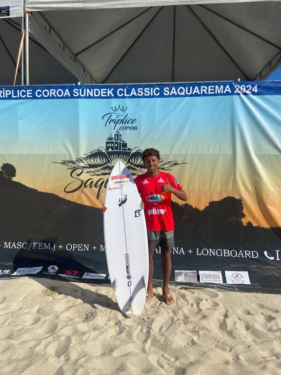 Surf: Kadu Pakinha garante o terceiro lugar no Circuito Tríplice&nbsp;Coroa