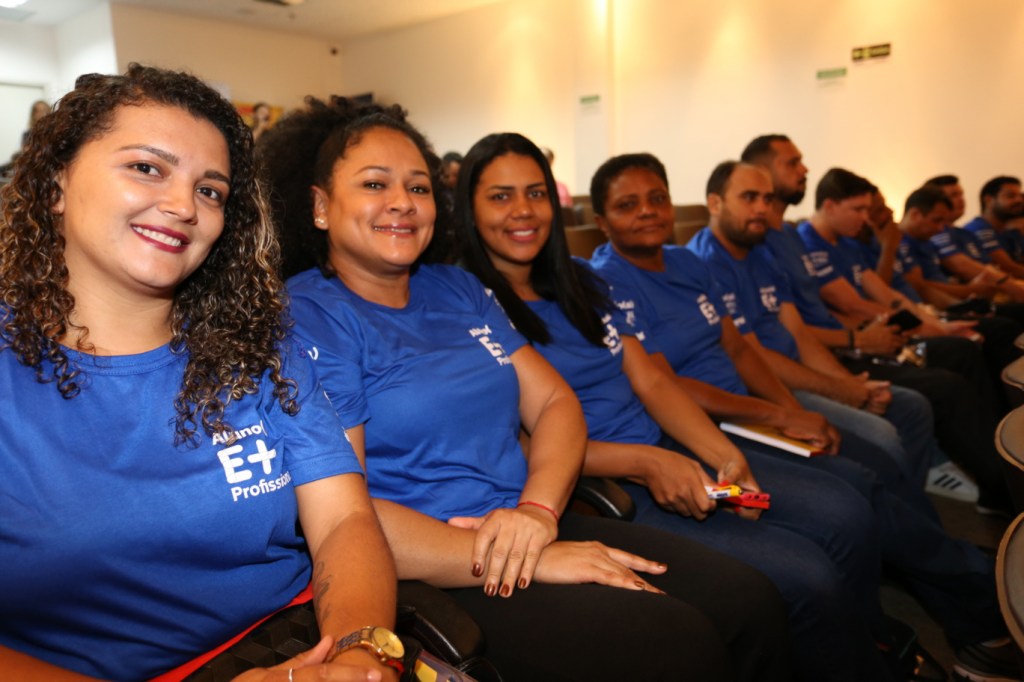 Mais oportunidades de capacitação e profissionalização: Nova turma da Escola de&nbsp;Eletricistas