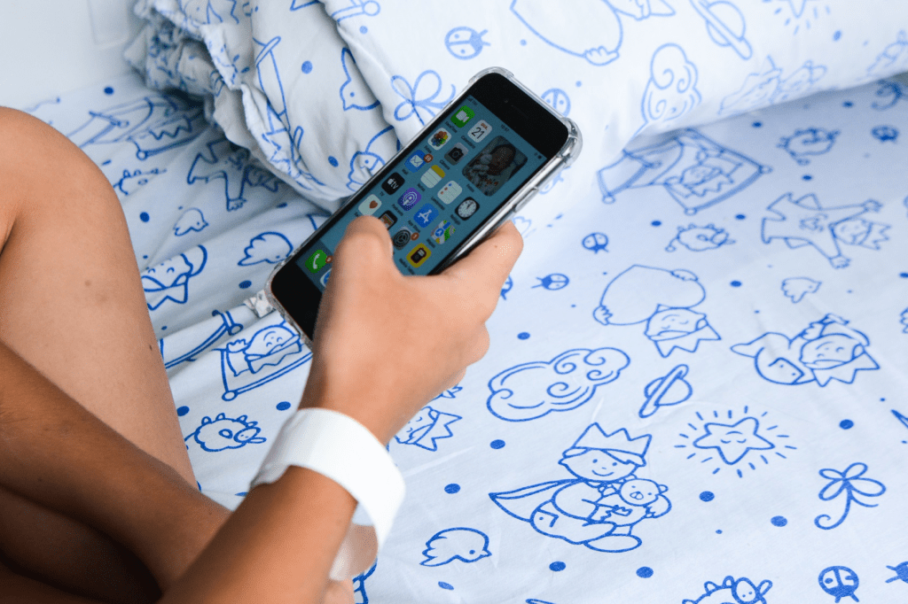 Como o celular e as redes sociais afetam os&nbsp;adolescentes?