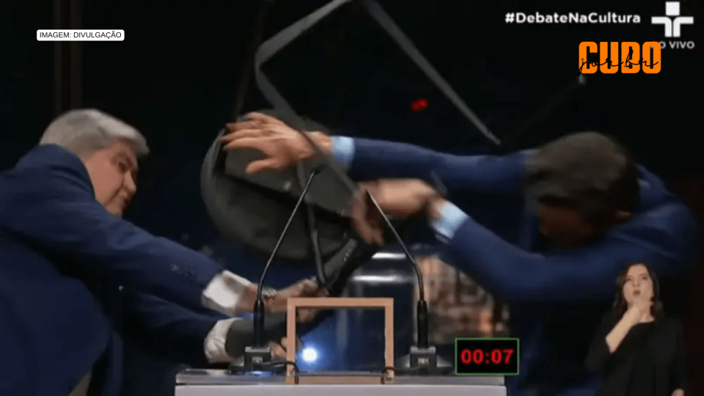 Como foi a cadeirada de Datena em Pablo Marçal durante o debate da TV&nbsp;Cultura