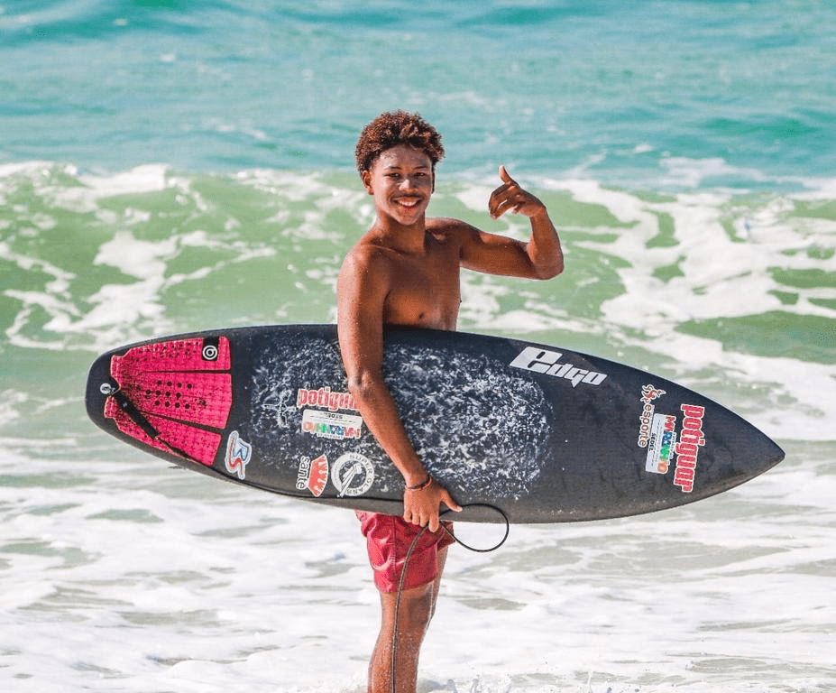 Kadu Pakinha pronto para 2ª etapa do Circuito Tríplice Coroa de Surf no&nbsp;RJ