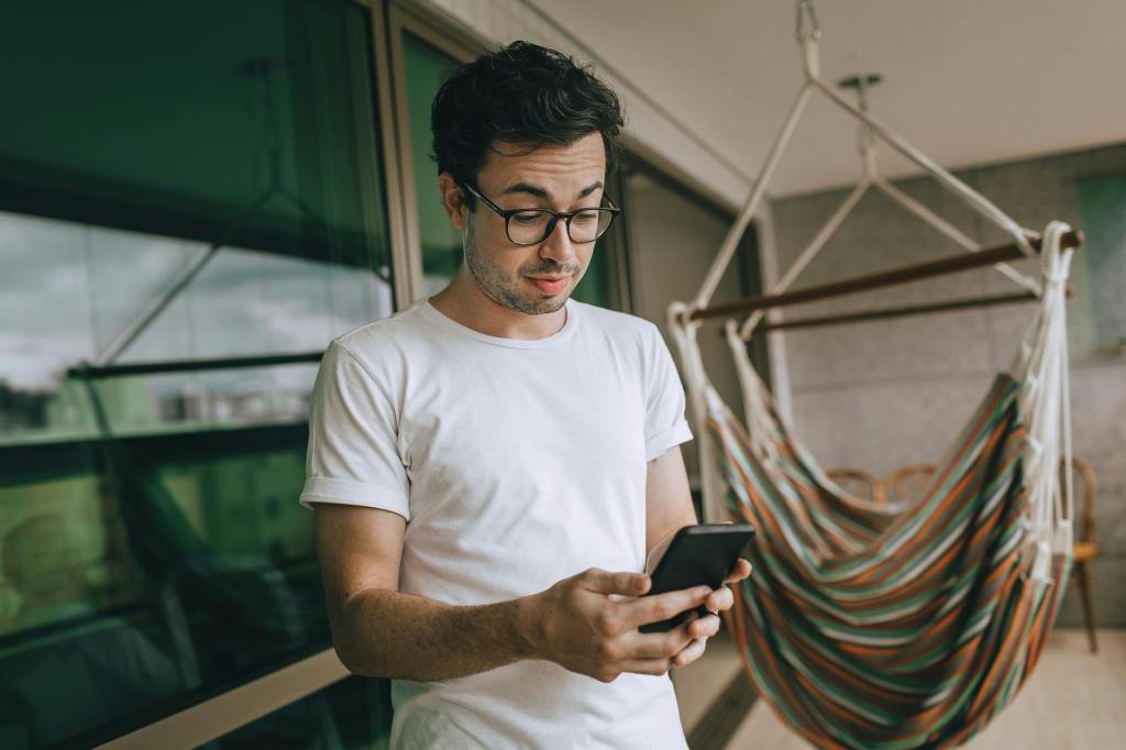 Mexer no celular pode aumentar a sua&nbsp;ansiedade?