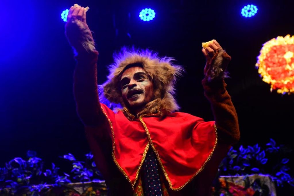 “O Macaco Malandro” chega ao interior do Piauí com oficinas e espetáculo de&nbsp;fábulas